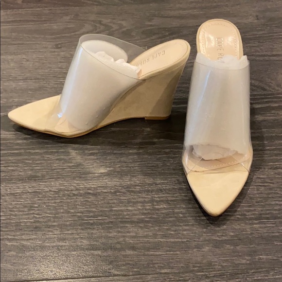 Miss Lola nude wedge sandals - Picture 3 of 6